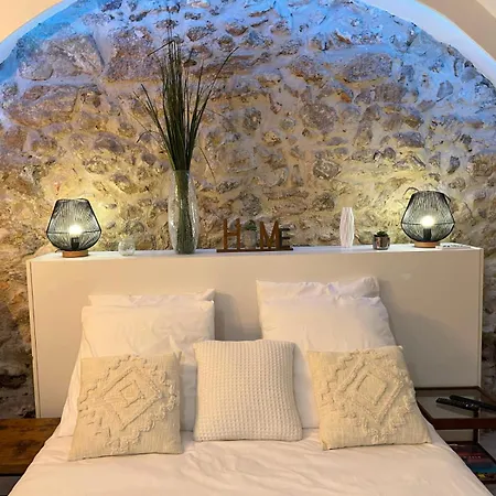 Apartment De Charme Au Suquet Cannes